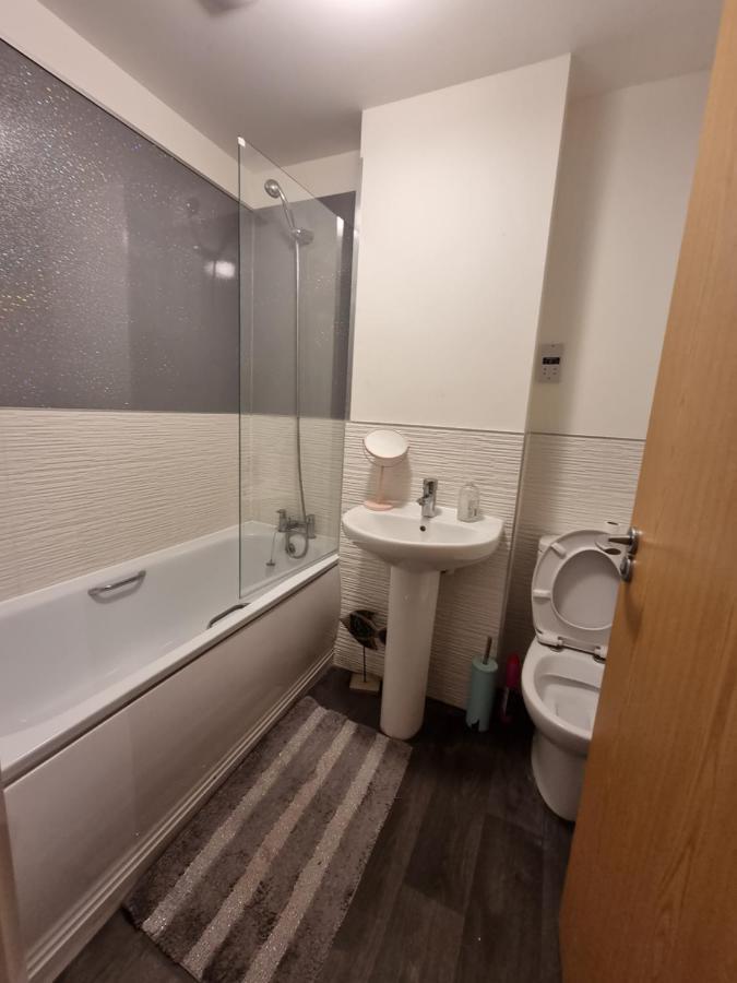 Kingsize Room Close To The A30 Camborne Pool Exterior foto